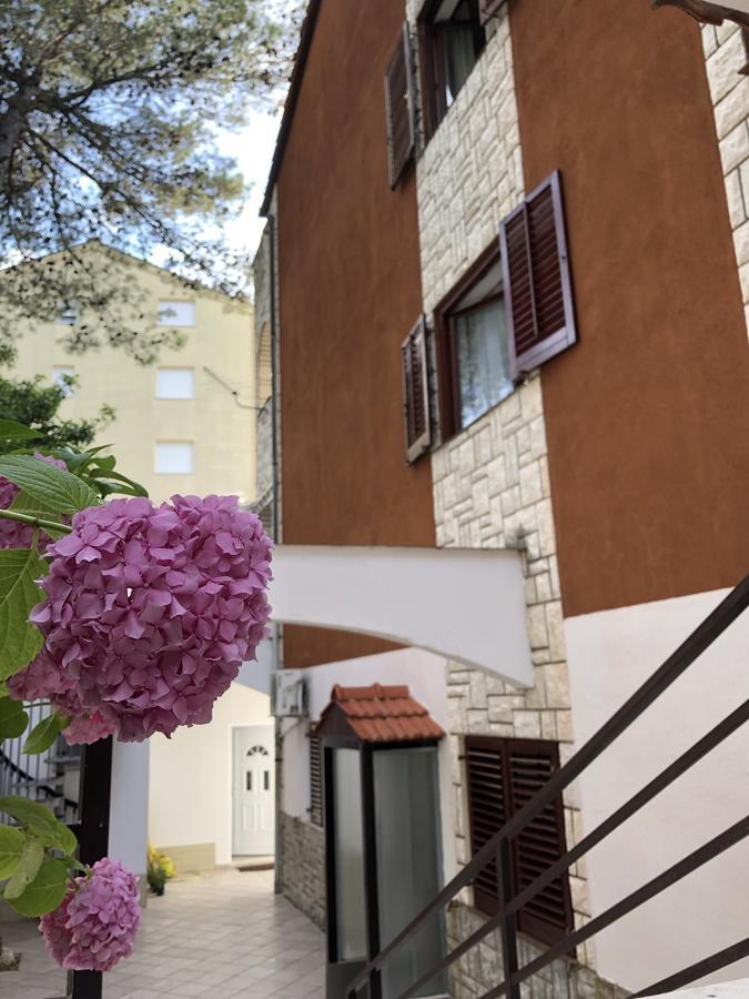 Apartments Coric Trogir Exterior foto